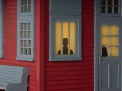 THE POLAR EXPRESS™ Passenger Station -Train Toy Store 2029050 03