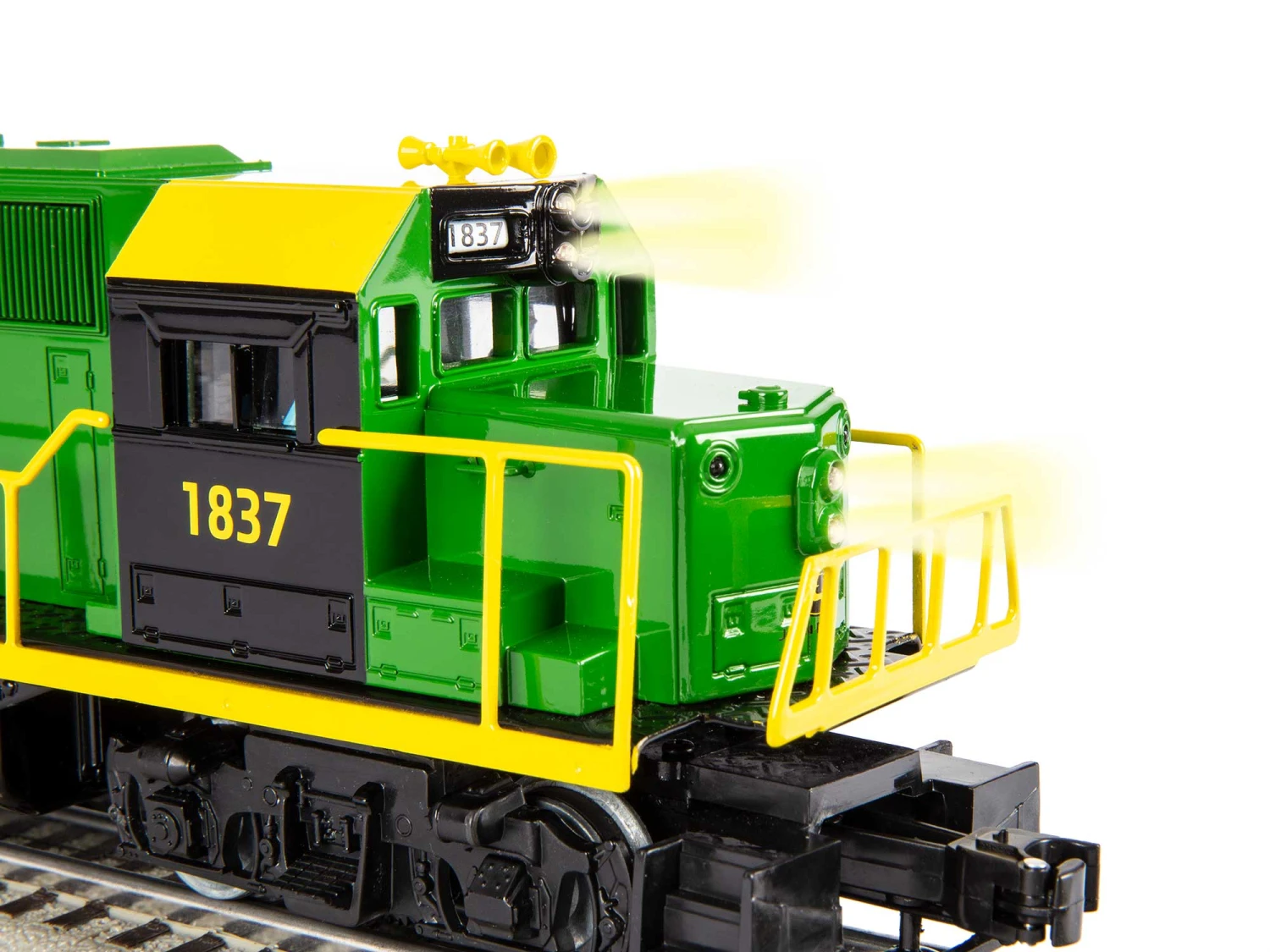 John Deere GP38 Freight LionChief® Set 7 John Deere GP38 Freight LionChief® Set - Image 5